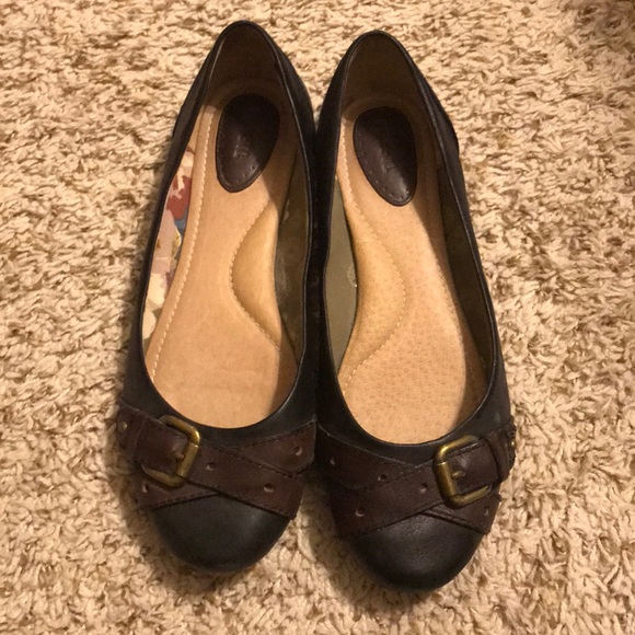 Fossil Shoes - Black leather Fossil flats size 10